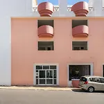 Da Rocha, Rosa, T1, Piscinas, Parqueamento E Internet By Ig Apartamento *