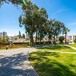 Da Rocha, Rosa, T1, Piscinas, Parqueamento E Internet By Ig