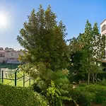 Lejlighed Da Rocha, Rosa, T1, Piscinas, Parqueamento E Internet By Ig