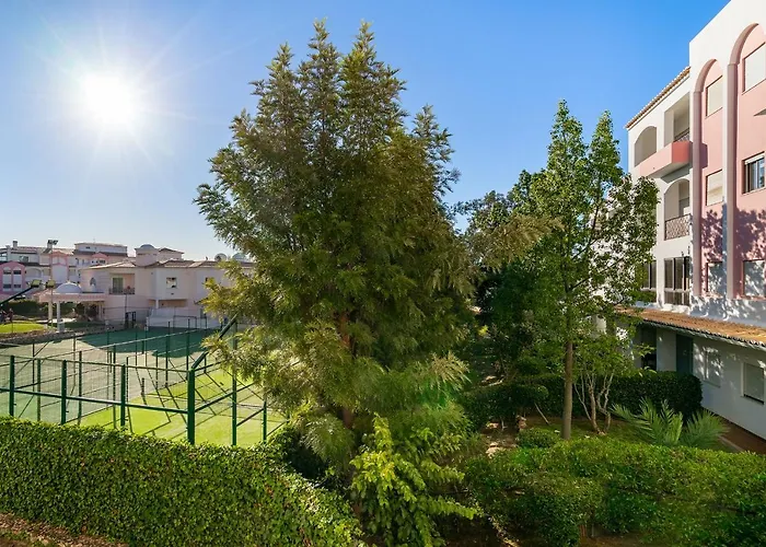 Apartament Da Rocha, Rosa, T1, Piscinas, Parqueamento E Internet By Ig